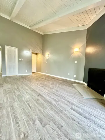 $307,900 | 2020 Grant Avenue South, Unit A302, Renton, WA 98055