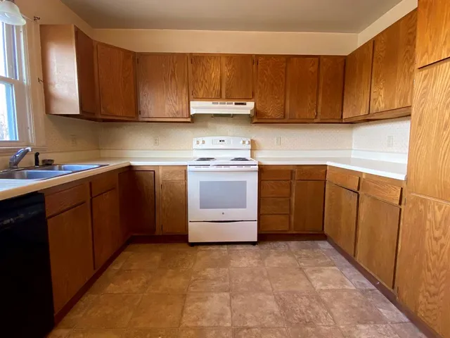 $1,500 | 306 Steuben Street, Horseheads, NY 14845