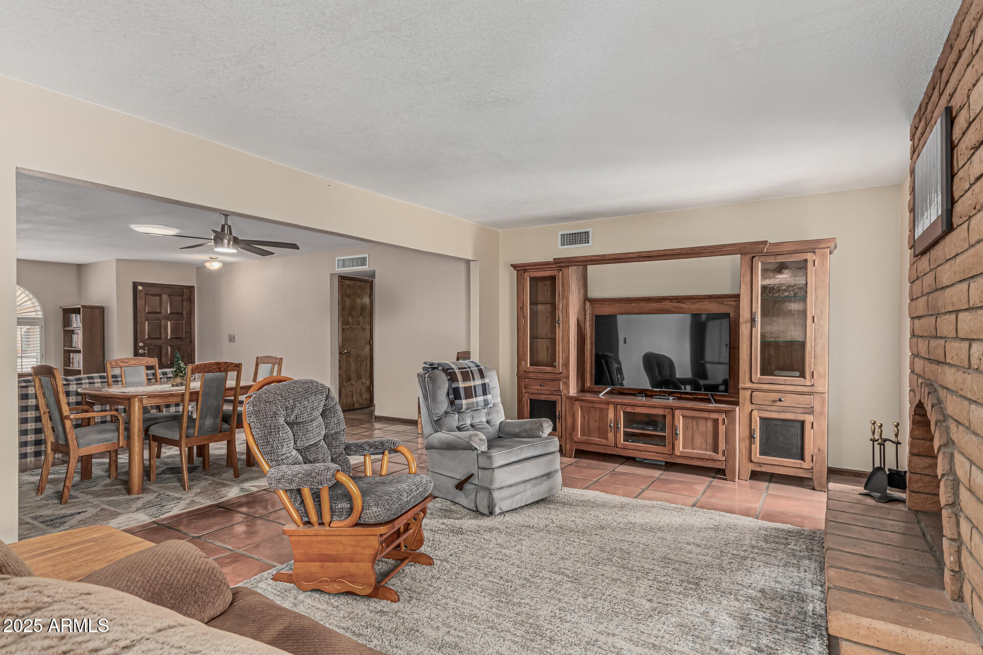 4229 East Pearce Road Phoenix, AZ 85044 - Photo 7 of 42 12 Pearce