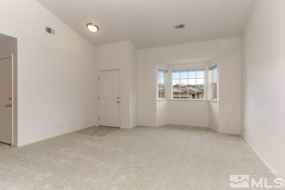 581 Tarn Way Reno, NV 89503 - Photo 4 of 20 Photo 4
