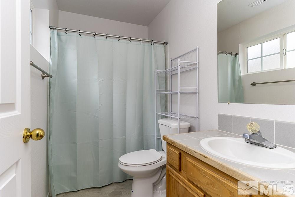 581 Tarn Way Reno, NV 89503 - Photo 9 of 20 Photo 9