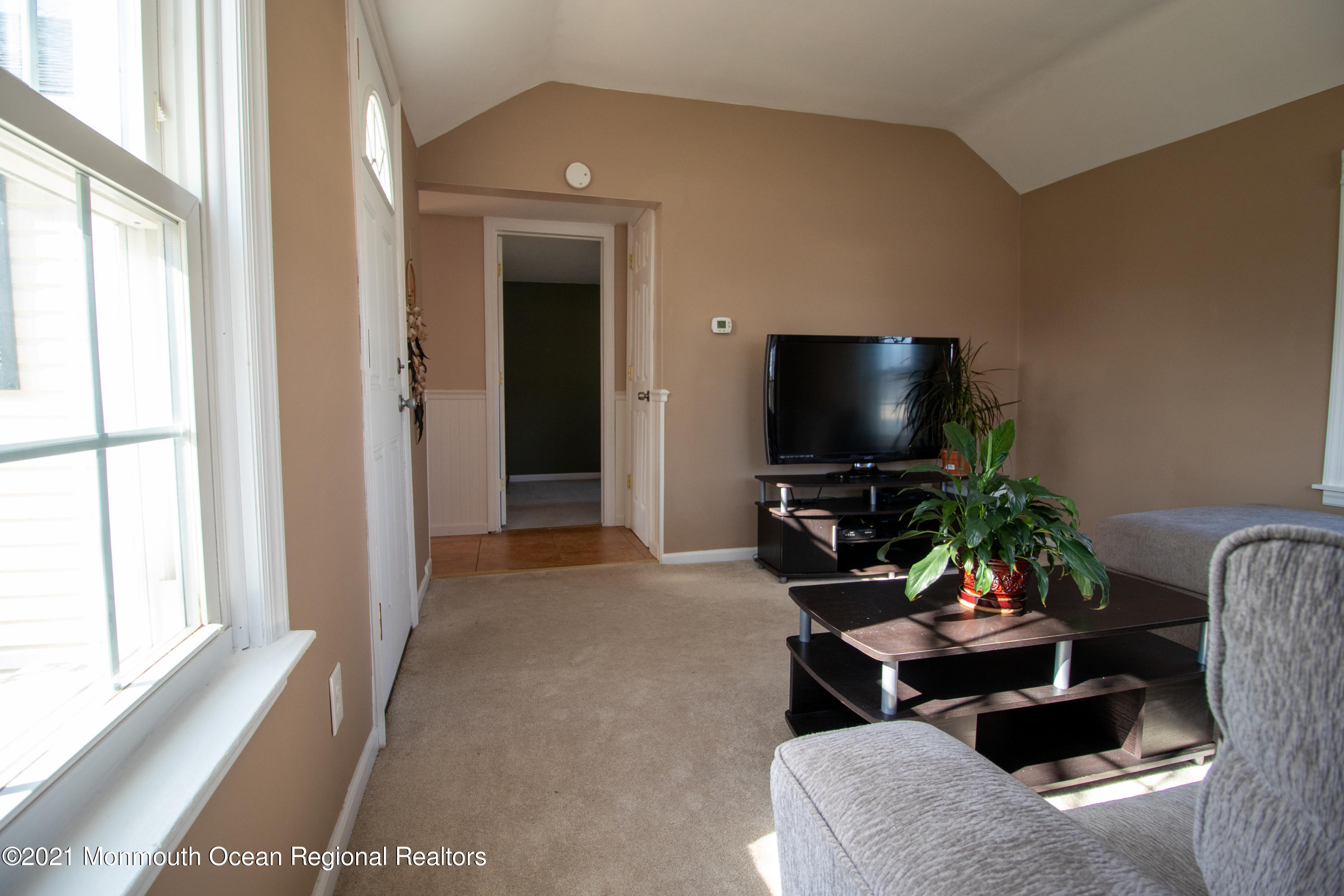 4 Griffith Street Freehold, NJ 07728 - Photo 13 of 26 4 Griffith Rd-7598