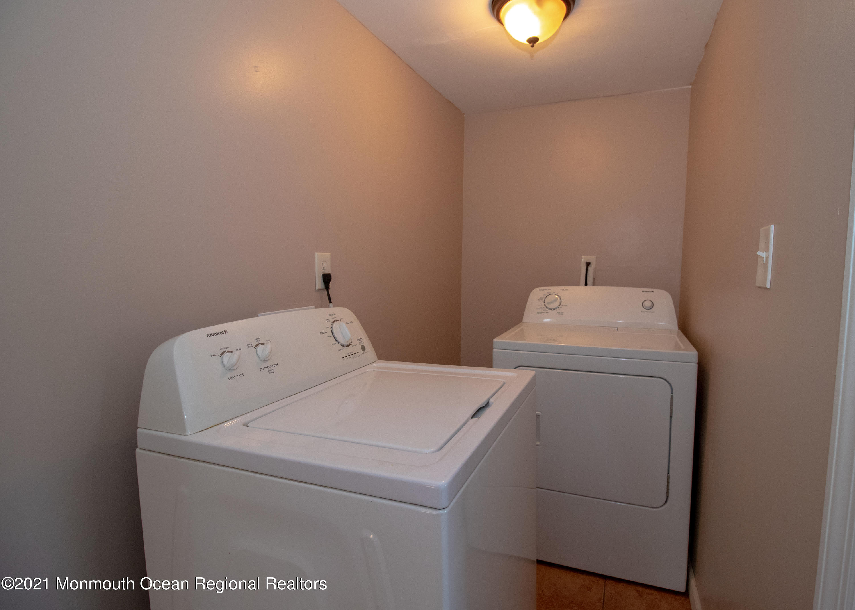 4 Griffith Street Freehold, NJ 07728 - Photo 21 of 26 4 Griffith Rd-7666