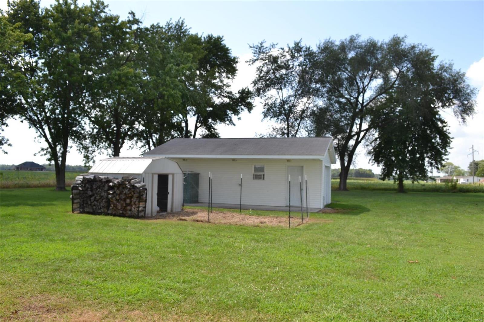 12180 Highline Road Breese, IL 62230 - Photo 20 of 28
