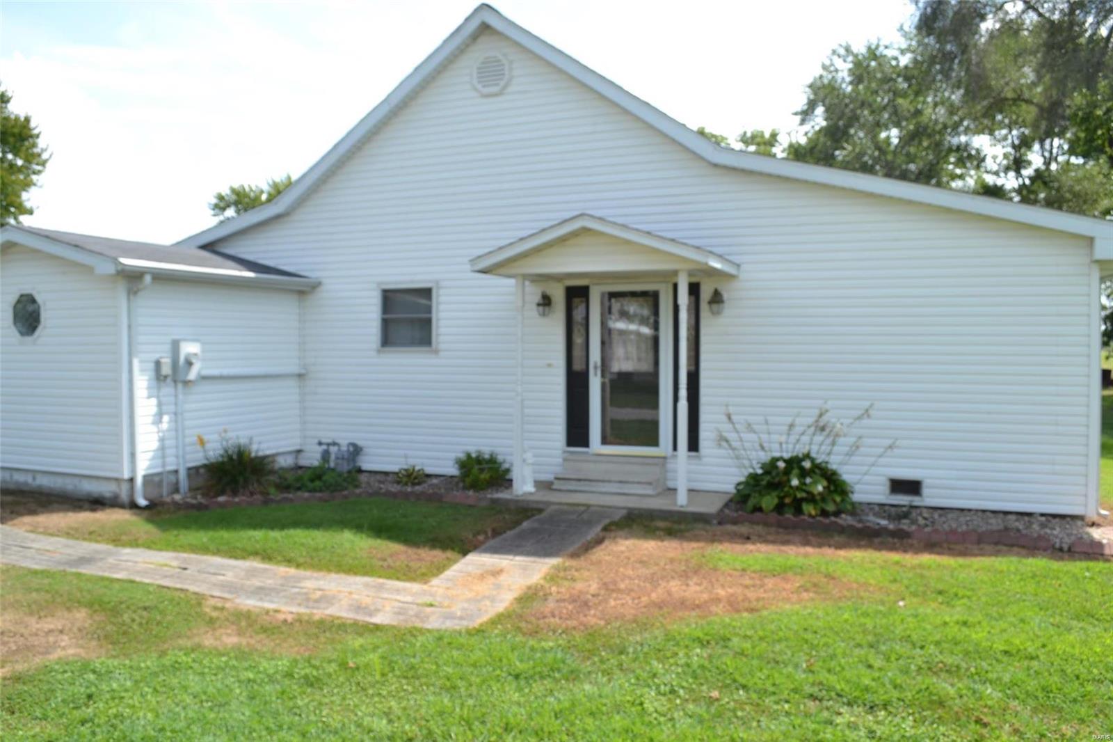 12180 Highline Road Breese, IL 62230 - Photo 4 of 28