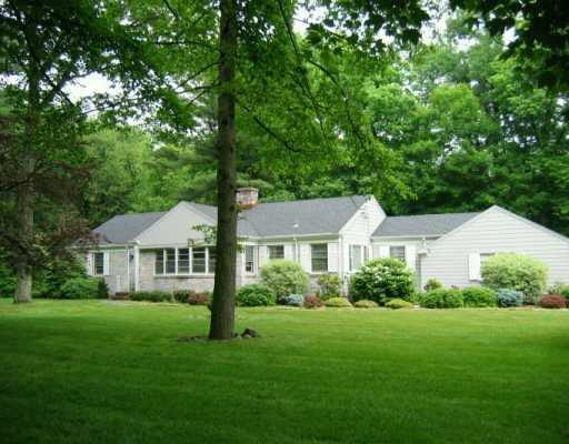 11 Old Barnabas Road Woodbridge, CT 06525 - Photo 1 of 1 Gallery Image 1