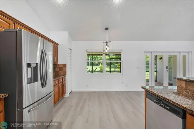 $852,000 | 9101 Southern Orchard Road North, Davie, FL 33328