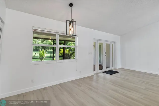 $852,000 | 9101 Southern Orchard Road North, Davie, FL 33328