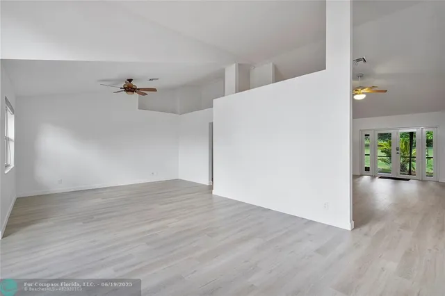 $852,000 | 9101 Southern Orchard Road North, Davie, FL 33328