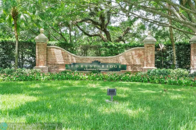 $852,000 | 9101 Southern Orchard Road North, Davie, FL 33328