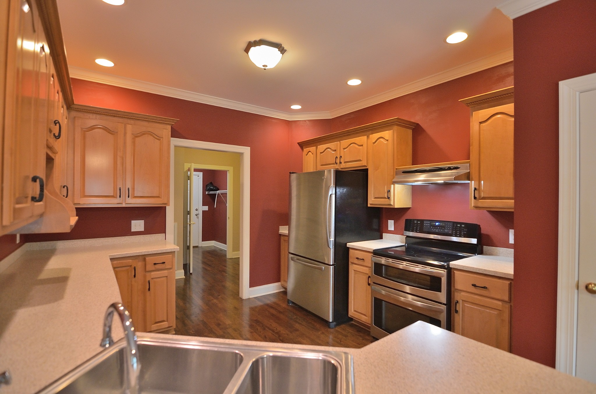 2600 Derby Run Road Springfield, TN 37172 - Photo 24 of 57 a kitchen with stainless steel appliances granite countertop a refrigerator and a stove