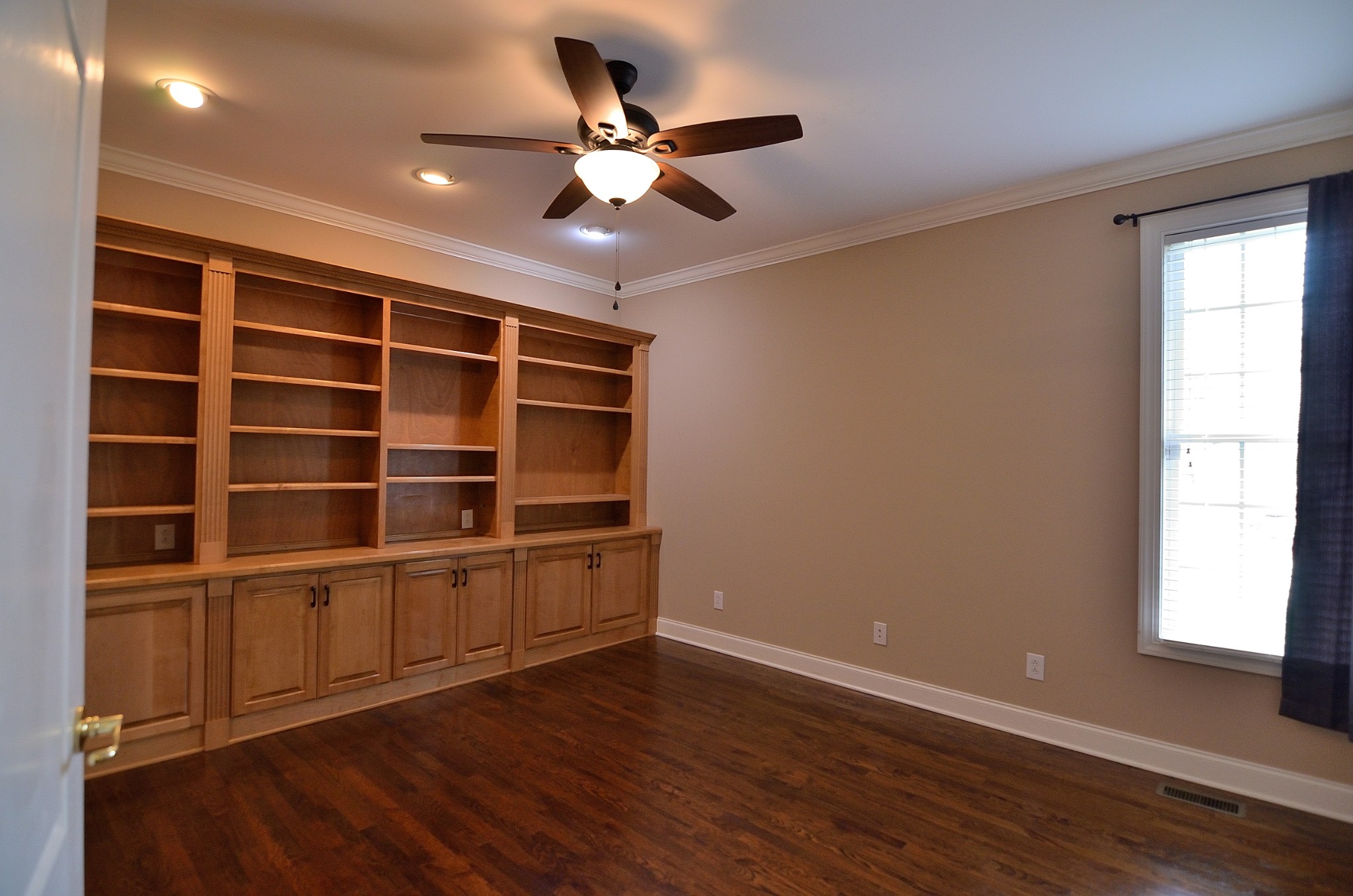 2600 Derby Run Road Springfield, TN 37172 - Photo 40 of 57 a view of an empty room with a window and wooden floor
