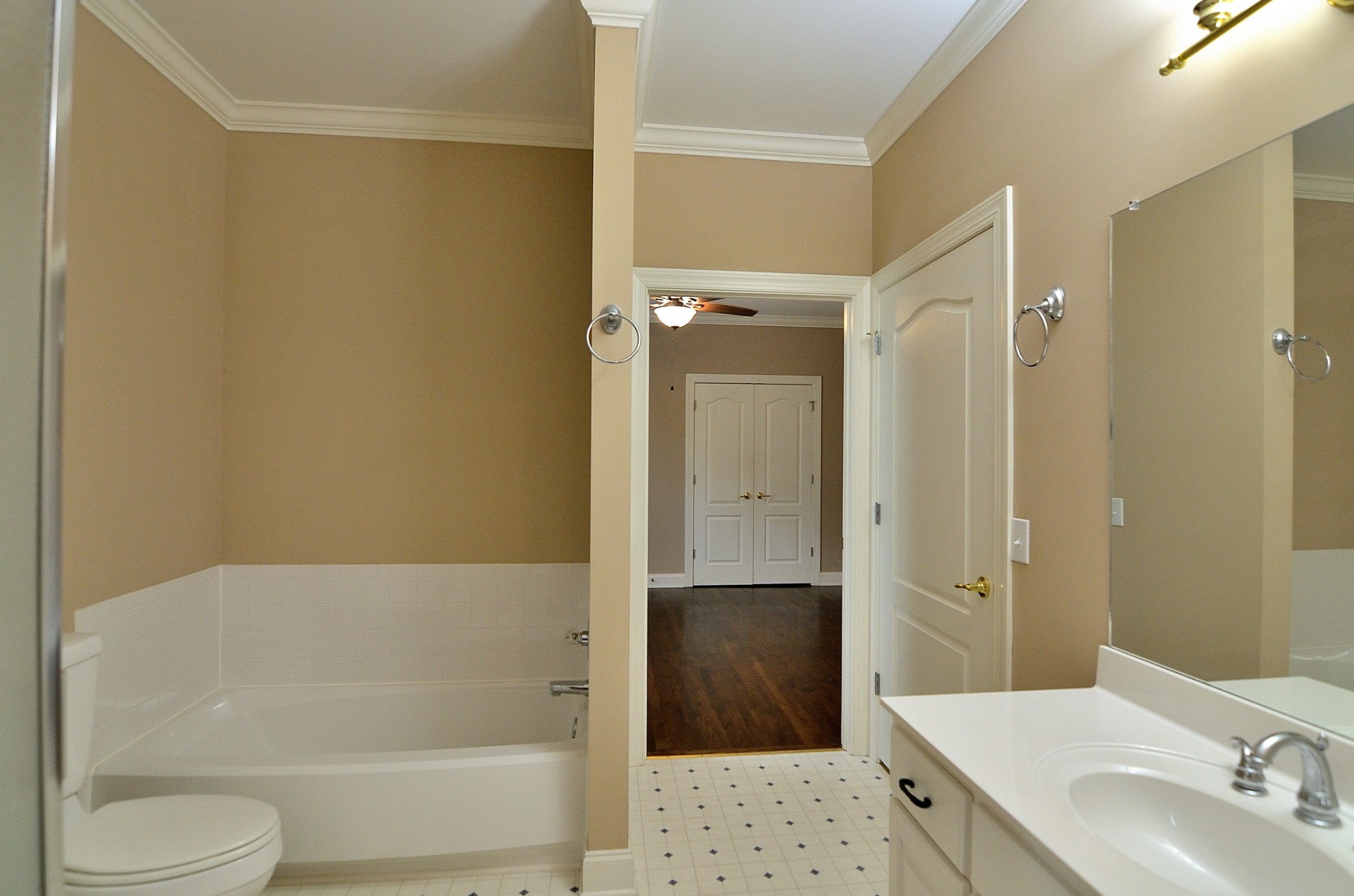 2600 Derby Run Road Springfield, TN 37172 - Photo 42 of 57 a bathroom with a bathtub shower sink vanity and toilet