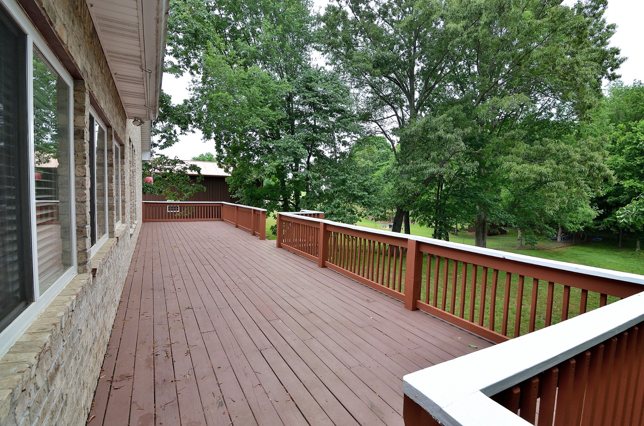 2600 Derby Run Road Springfield, TN 37172 - Photo 52 of 57 a view of balcony with wooden floor and fence