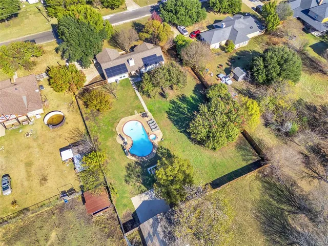 $420,000 | 803 Rachelle Drive, Red Oak, TX 75154