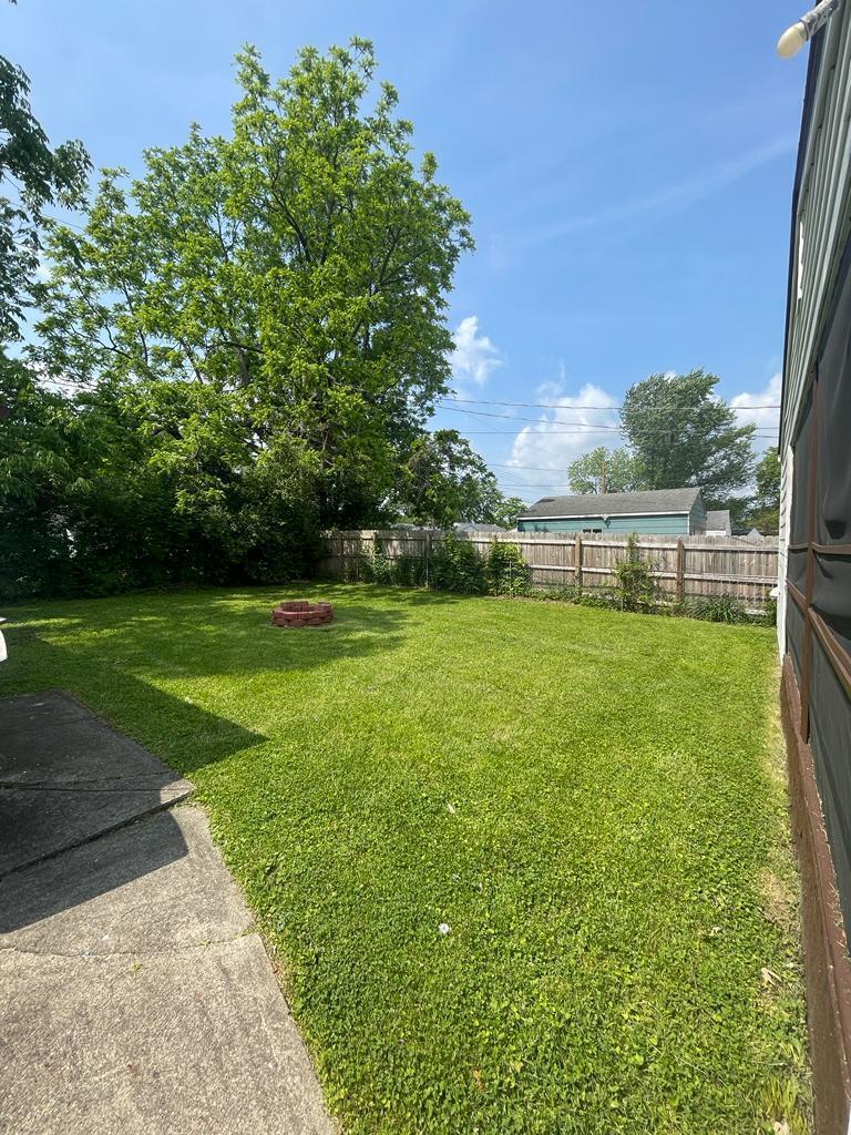 4553 Rodney Road Columbus, OH 43227 - Photo 9 of 22 E293DDB9-6D5E-4199-BD58-6C29E60C2716