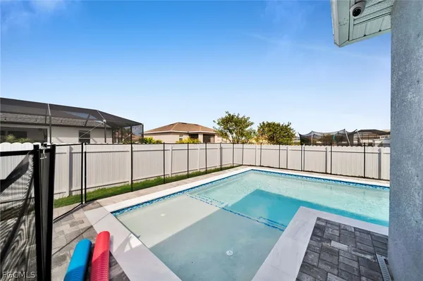 $464,990 | 312 Northwest 17th Place, Cape Coral, FL 33993