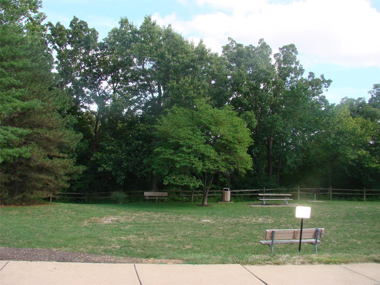 749 Ridgeside Drive, Unit J Ballwin, MO 63021 - Photo 7 of 7