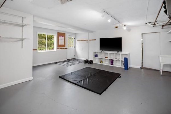 4 Cushing Street Hingham, MA 02043 - Photo 27 of 42