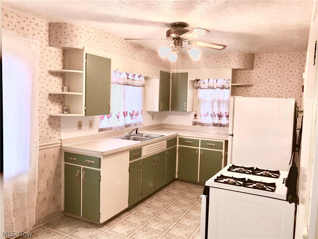 801 East Wilbeth Road Akron, OH 44306 - Photo 4 of 14 Gallery Image 4