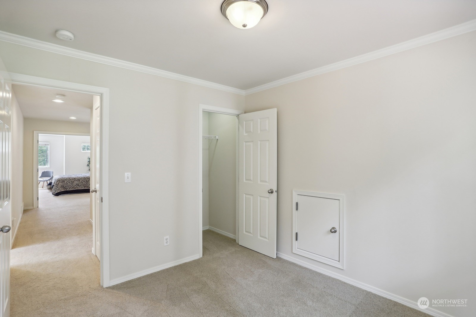 22712 30th Court Southeast Bothell, WA 98021 - Photo 29 of 38 a view of a livingroom and a center island