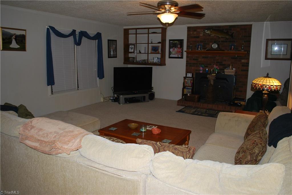 2720 E Road Walnut Cove, NC 27052 - Photo 3 of 30 Gallery Image 3