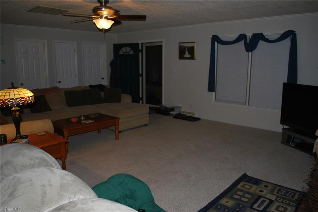 2720 E Road Walnut Cove, NC 27052 - Photo 5 of 30 Gallery Image 5