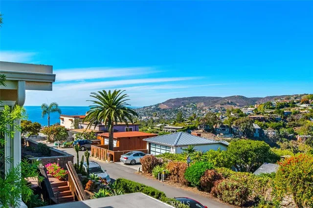 $3,590,000 | 1025 Van Dyke Drive, Laguna Beach, CA 92651