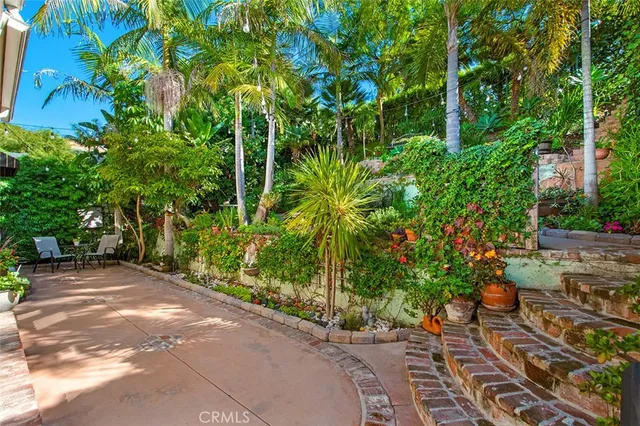 $3,590,000 | 1025 Van Dyke Drive, Laguna Beach, CA 92651