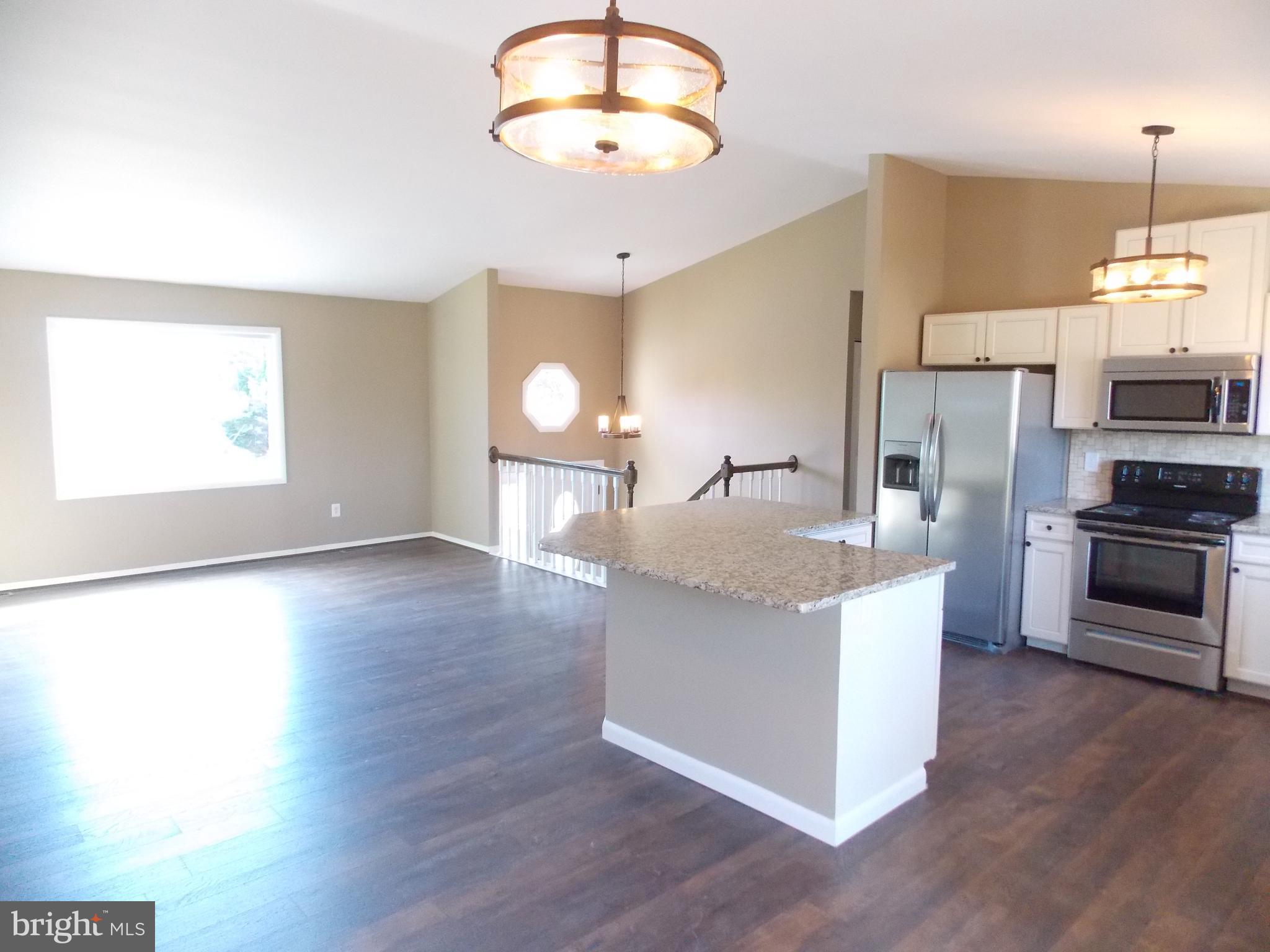 828 Uniontown Road Westminster, MD 21158 - Photo 13 of 28 Kitchen