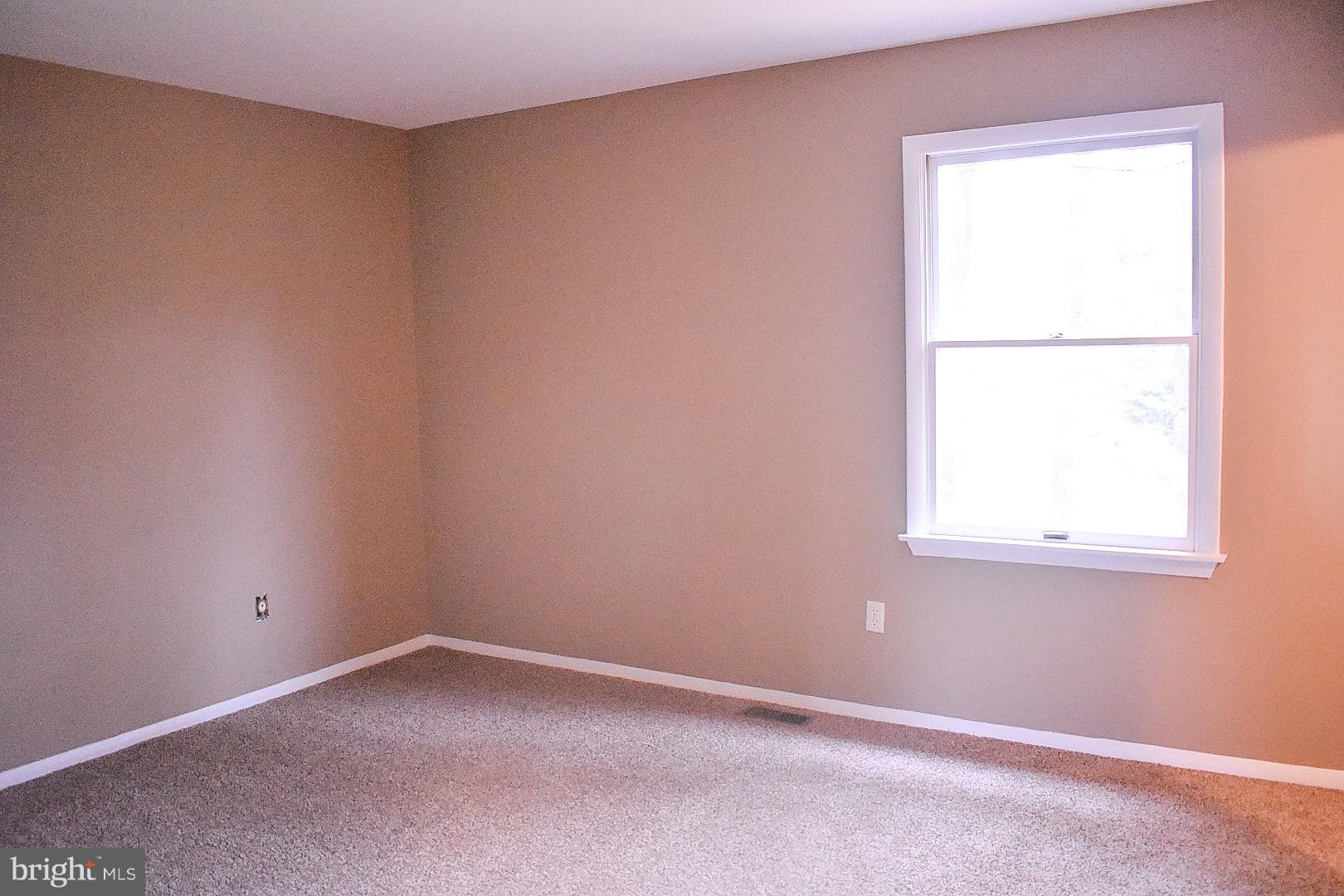 828 Uniontown Road Westminster, MD 21158 - Photo 19 of 28 Bedroom (Master)