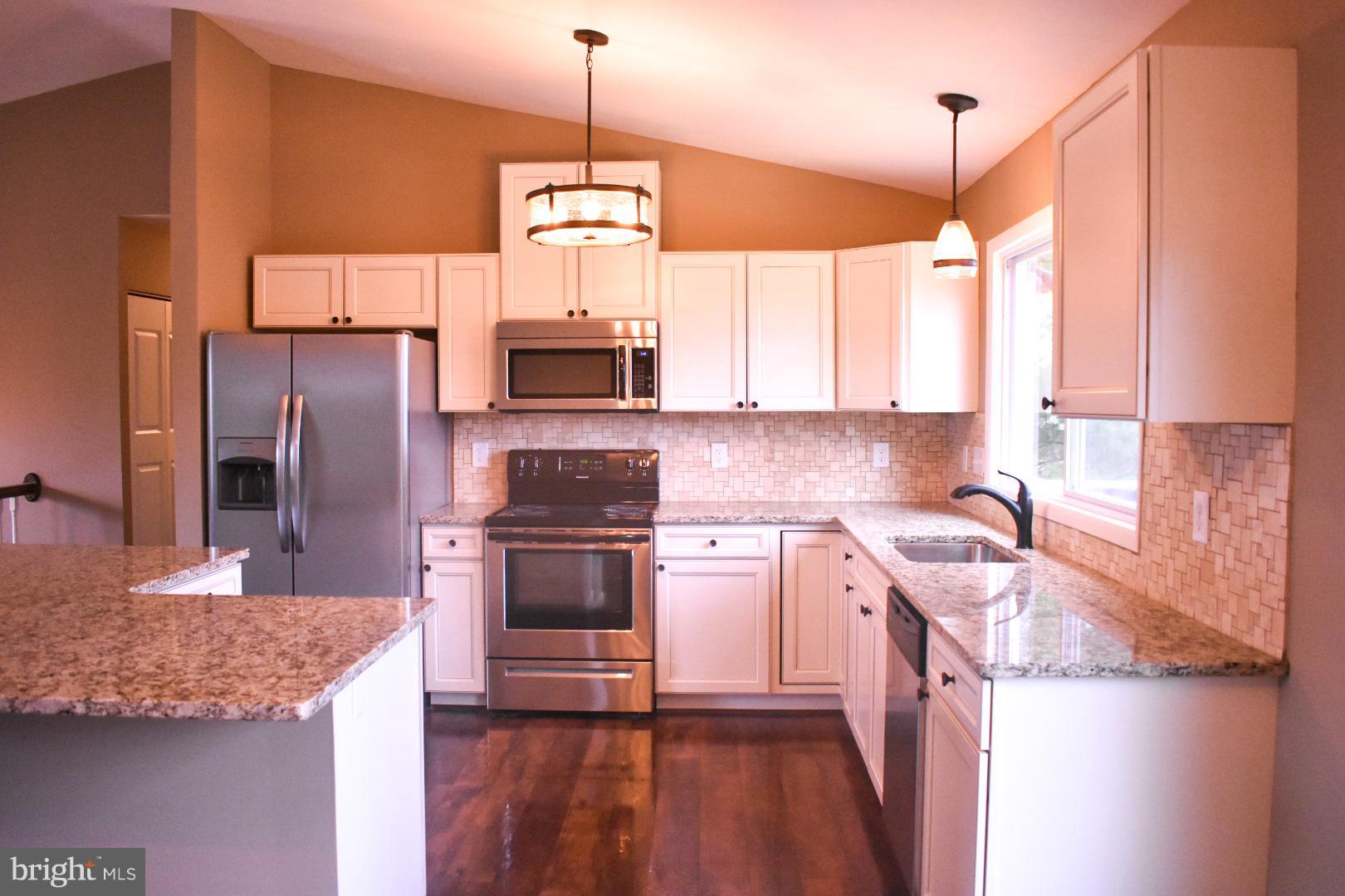 828 Uniontown Road Westminster, MD 21158 - Photo 7 of 28 Kitchen
