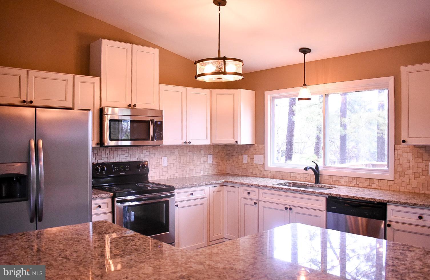 828 Uniontown Road Westminster, MD 21158 - Photo 9 of 28 Kitchen