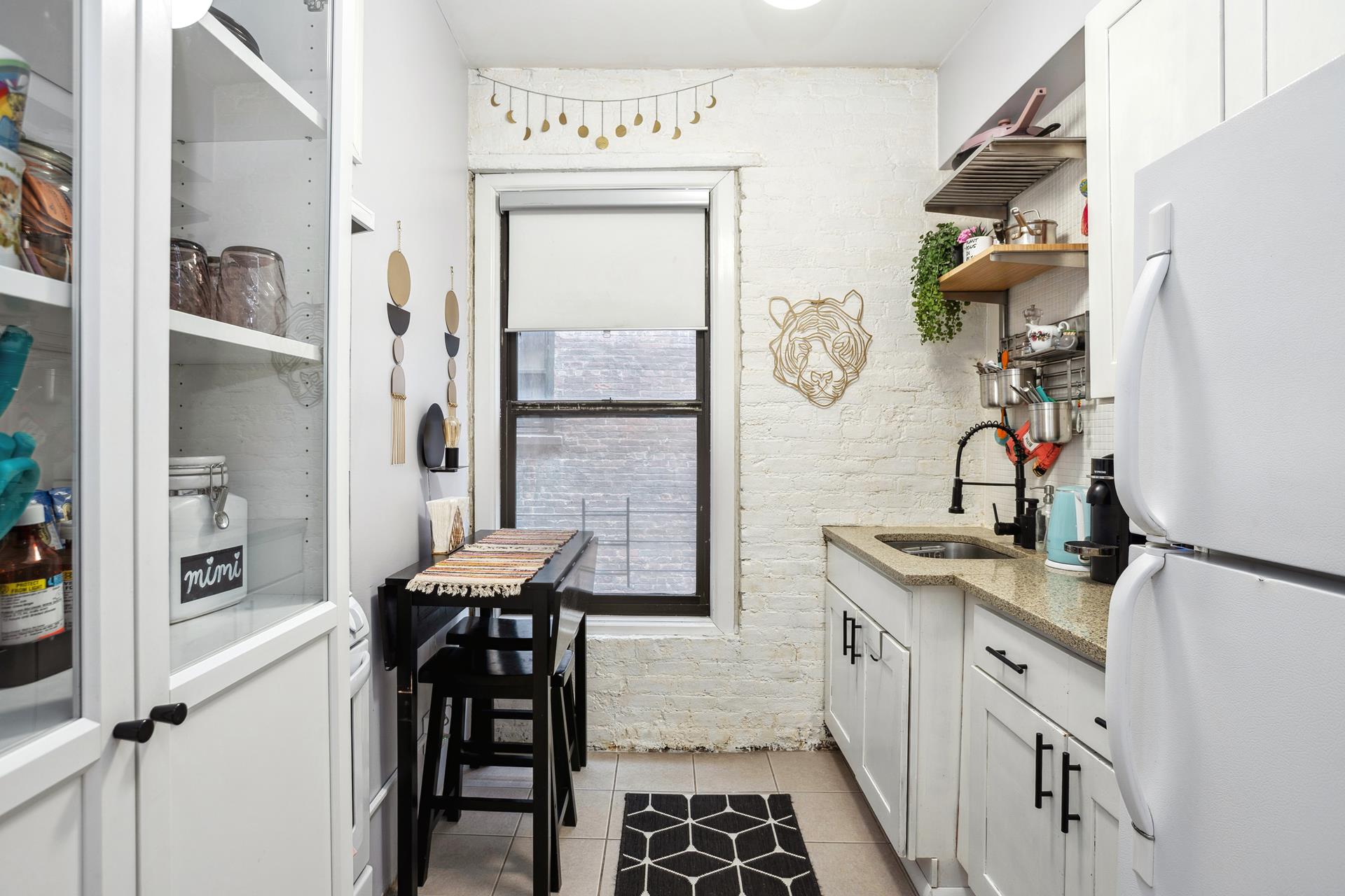 30 Macombs Place, Unit 23 Manhattan, NY 10039 - Photo 5 of 7