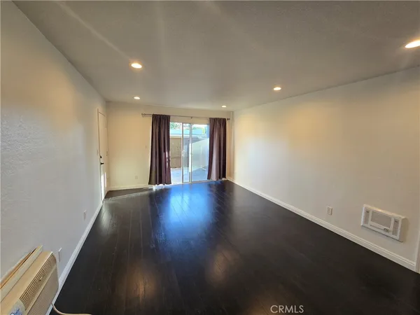 $1,345 | 1345 Cabrillo Park Drive, Unit E01, Santa Ana, CA 92701