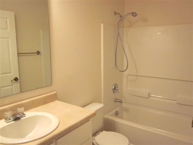 414 Lookover Drive, Unit OVERLOOK CONDOS Anderson, SC 29621 - Photo 12 of 18 Gallery Image 12