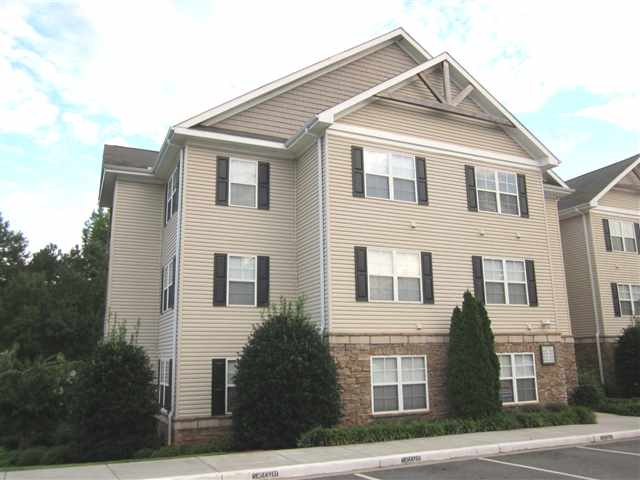 414 Lookover Drive, Unit OVERLOOK CONDOS Anderson, SC 29621 - Photo 2 of 18 Gallery Image 2