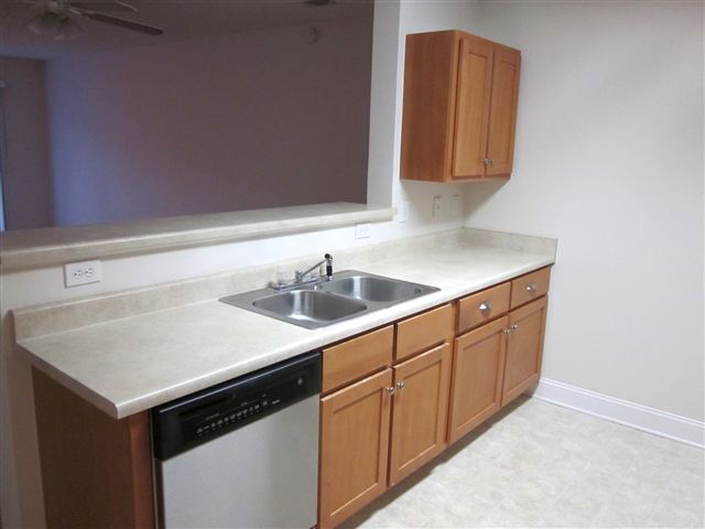 414 Lookover Drive, Unit OVERLOOK CONDOS Anderson, SC 29621 - Photo 8 of 18 Gallery Image 8
