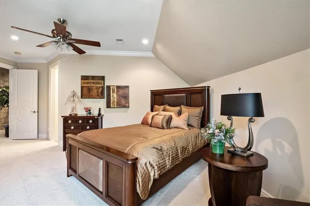 $3,989,000 | 6006 West Shore Court, Parkville, MO 64152