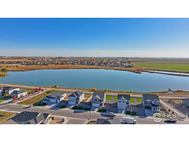 a picture of city view