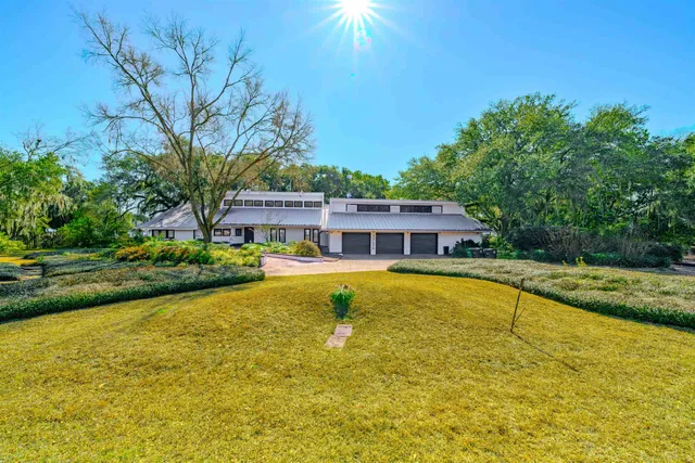 $1,300,000 | 3726 Lakeview Drive, Tallahassee, FL 32310