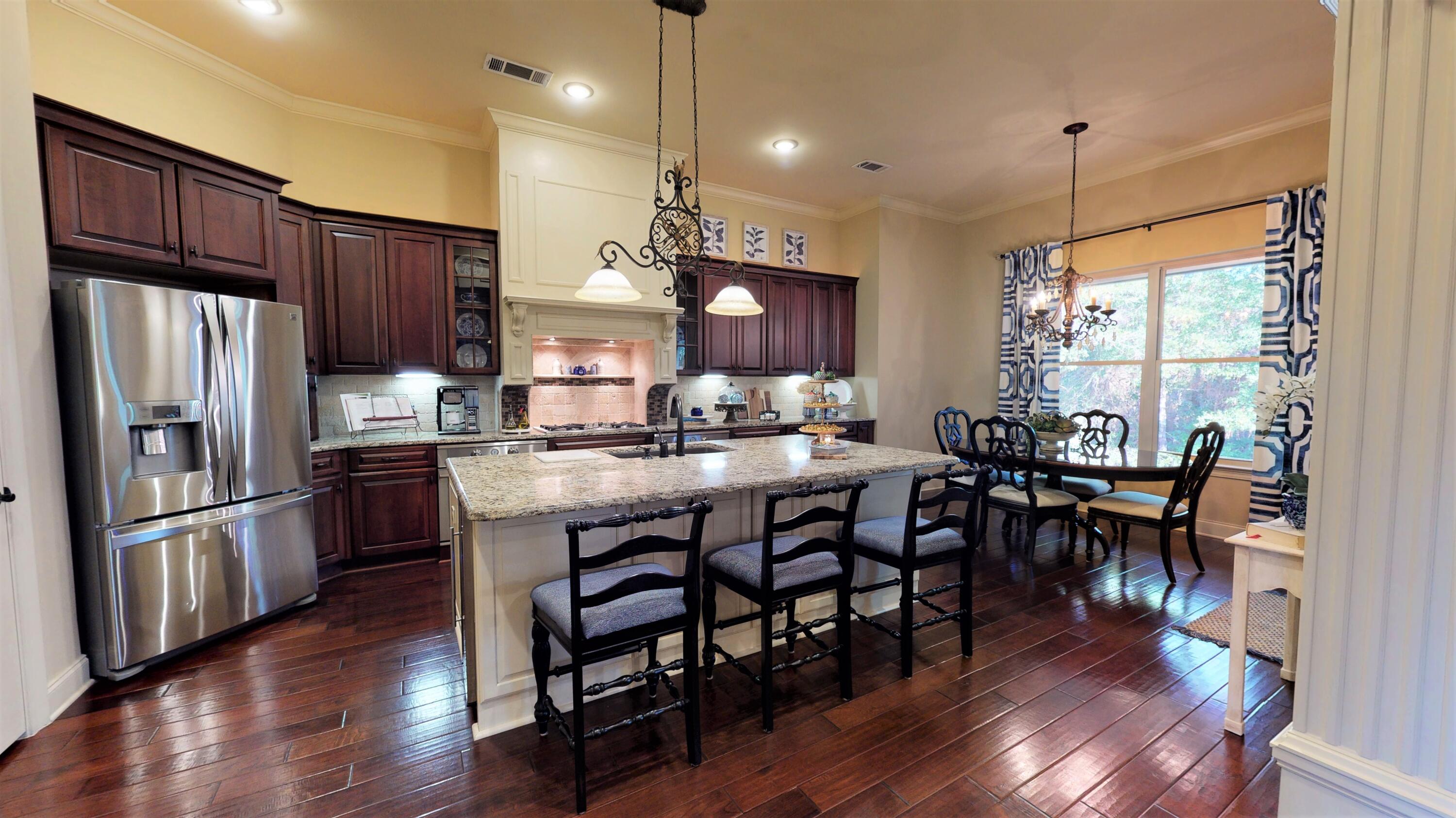 9014 Rushing River Way Niceville, FL 32578 - Photo 11 of 40 Gallery Image 11