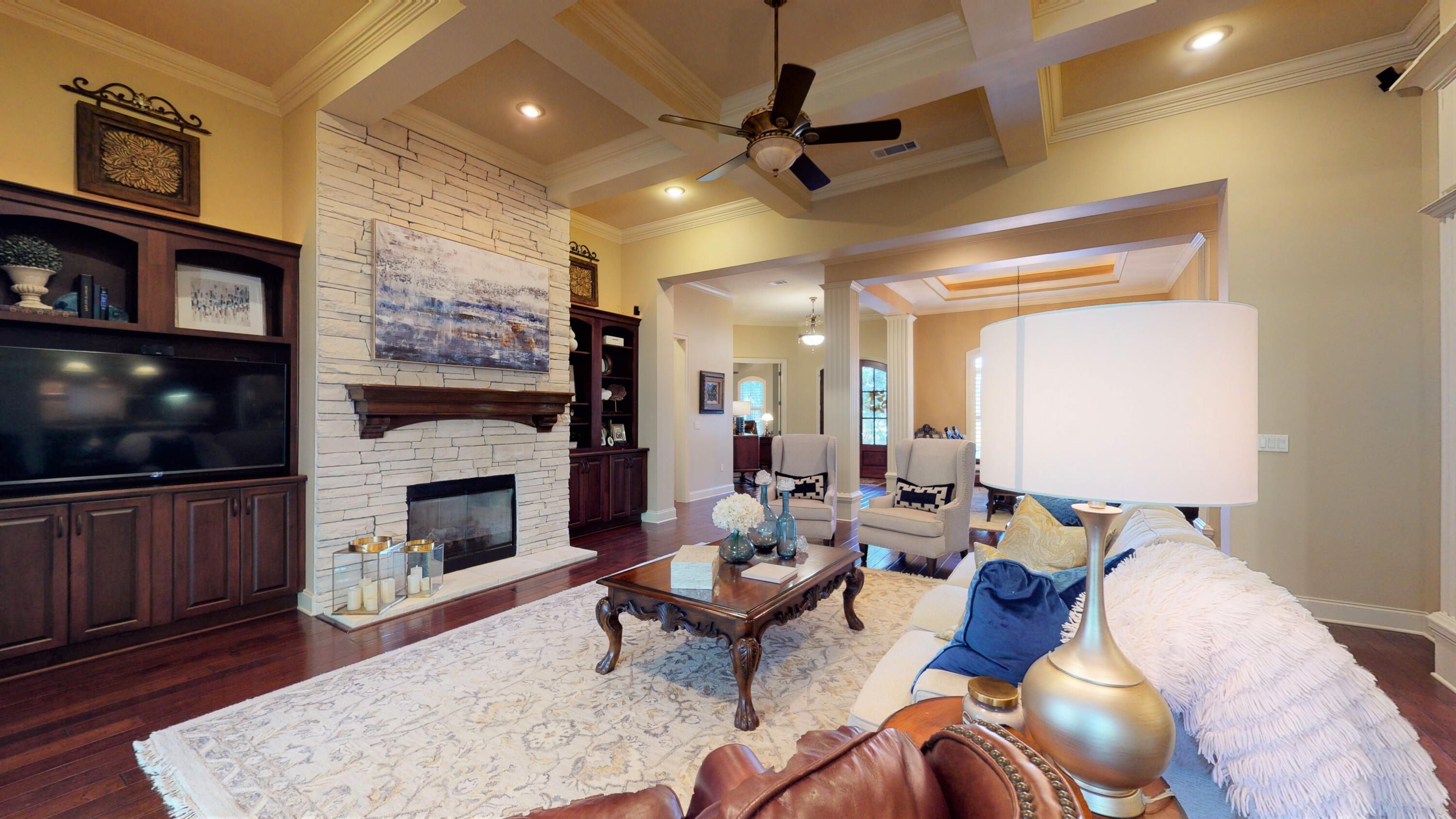 9014 Rushing River Way Niceville, FL 32578 - Photo 8 of 40 Gallery Image 8