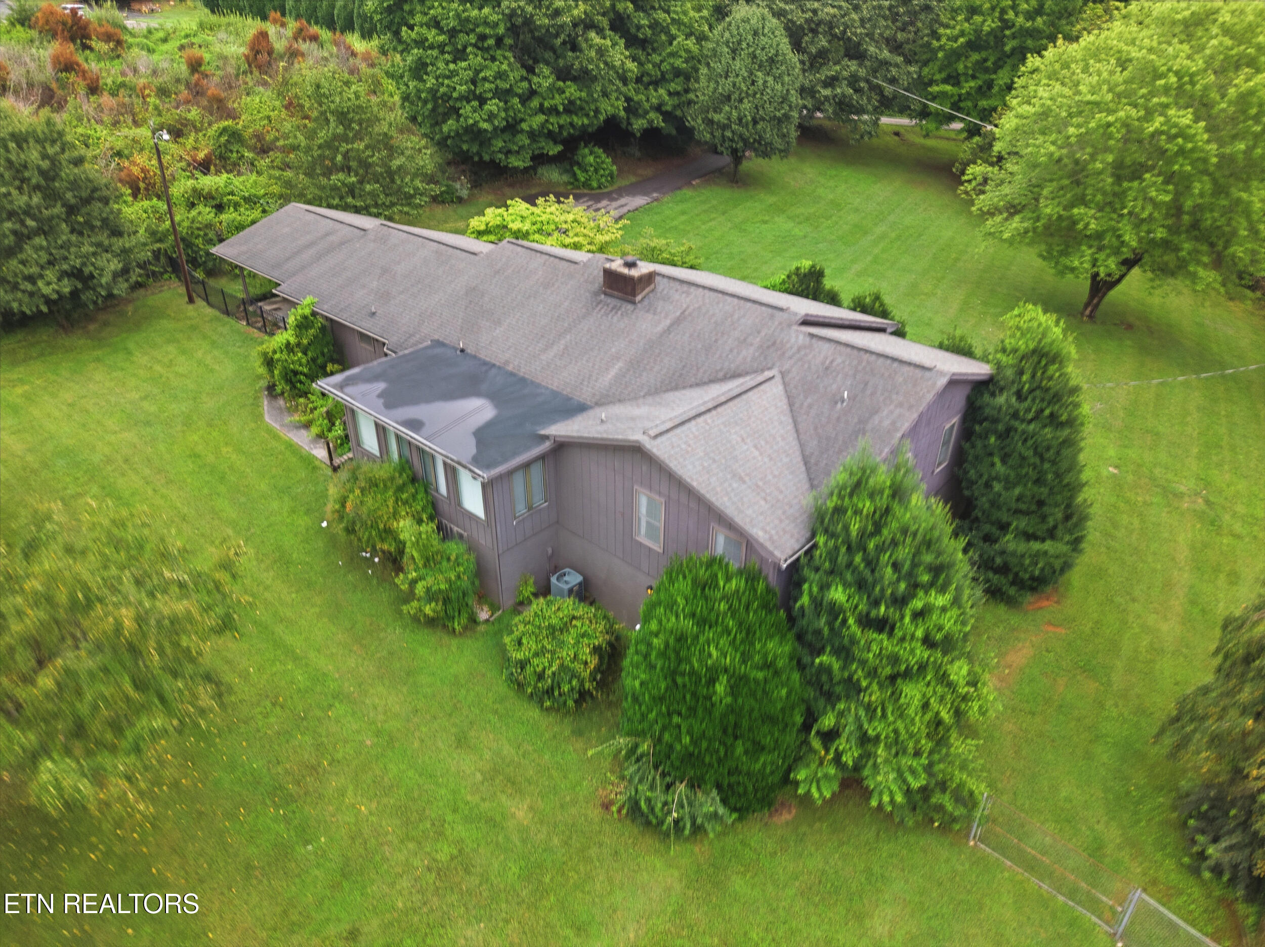 8501 Nubbin Ridge Road Knoxville, TN 37923 - Photo 51 of 57 7_8501 nubbin ridge rd_0017