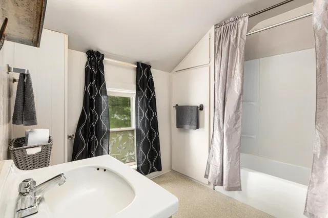 $320,000 | 361 5th Street, Manistee, MI 49660