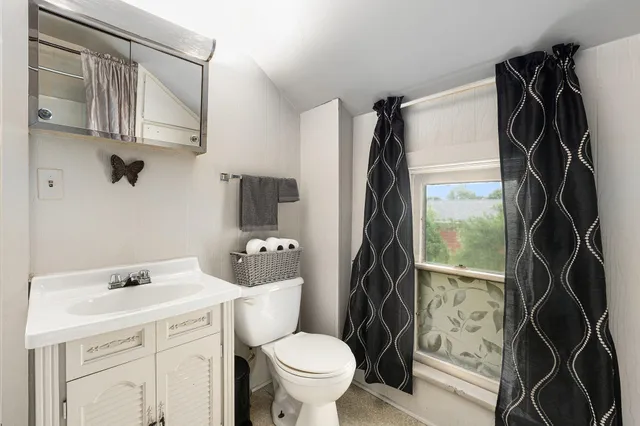 $320,000 | 361 5th Street, Manistee, MI 49660