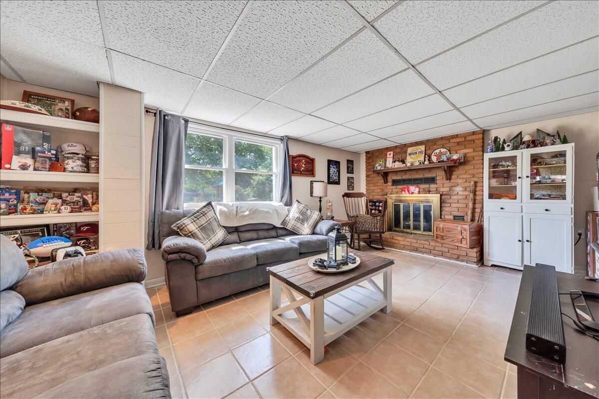 3077 Woodway Road Roanoke, VA 24014 - Photo 23 of 39 Rec Room