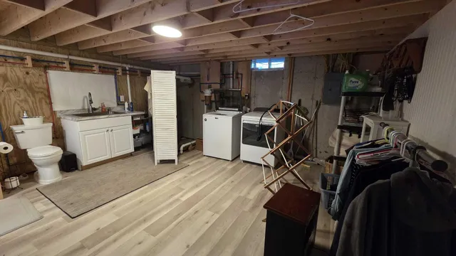 $799,999 | 602 Hussey Hill Road, Vassalboro, ME 04989