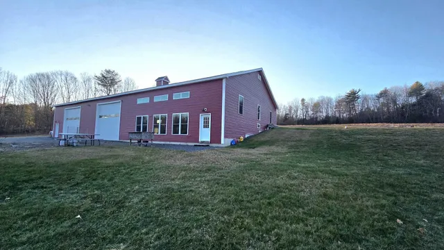 $799,999 | 602 Hussey Hill Road, Vassalboro, ME 04989