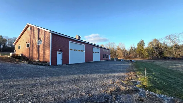 $799,999 | 602 Hussey Hill Road, Vassalboro, ME 04989